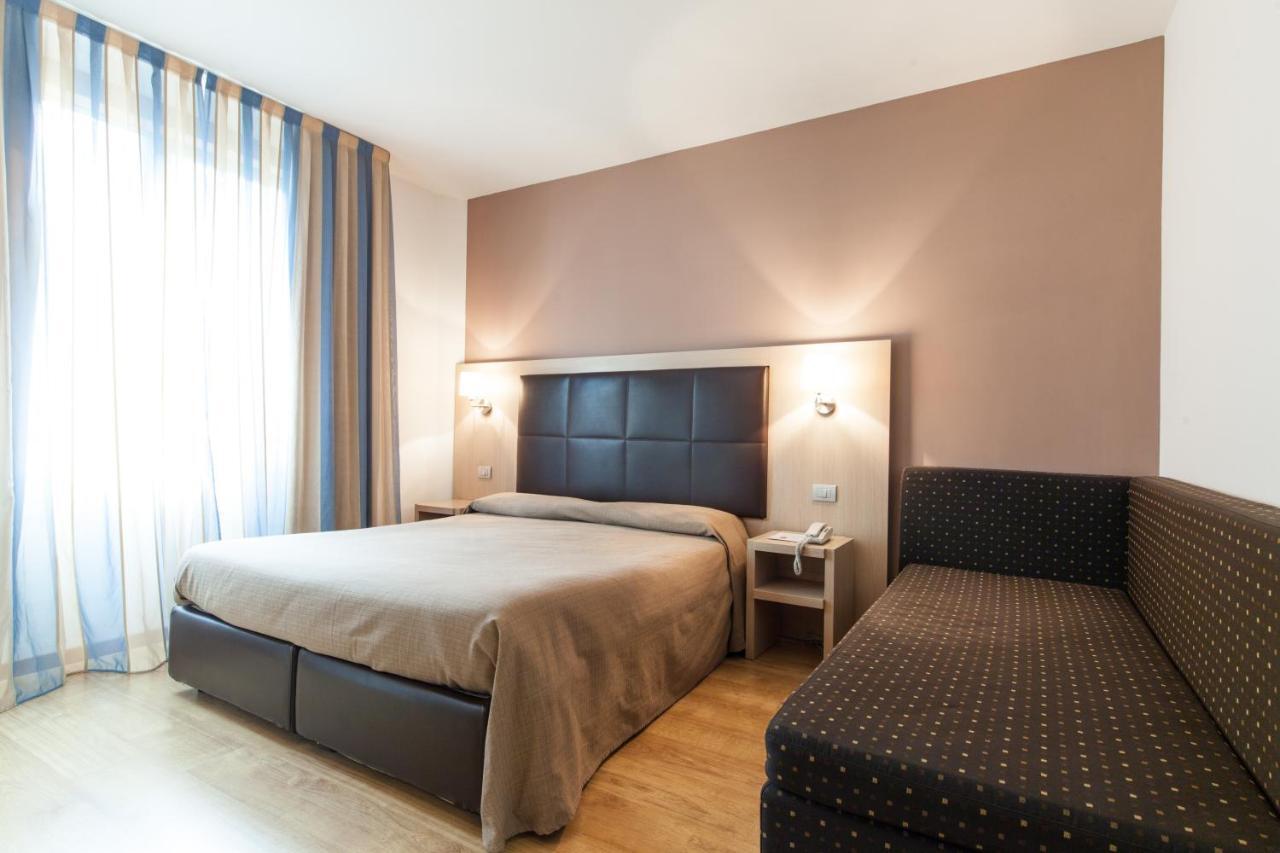 Standard Triple Room,993020917:JPEG